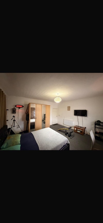 Xx double room in a very nice and quiet house. Main Photo