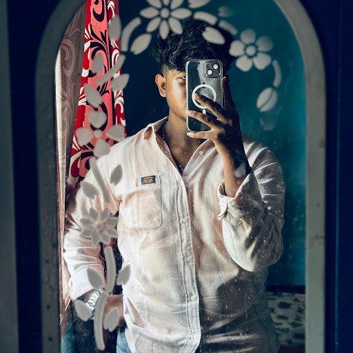 24 year old Male seeks a single or double room Main Photo