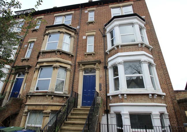 Basement room for rent on Iffley Road Main Photo