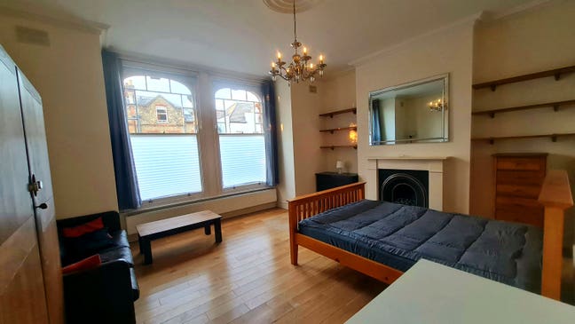 Huge double room in Crouch End, garden bills incl  Main Photo