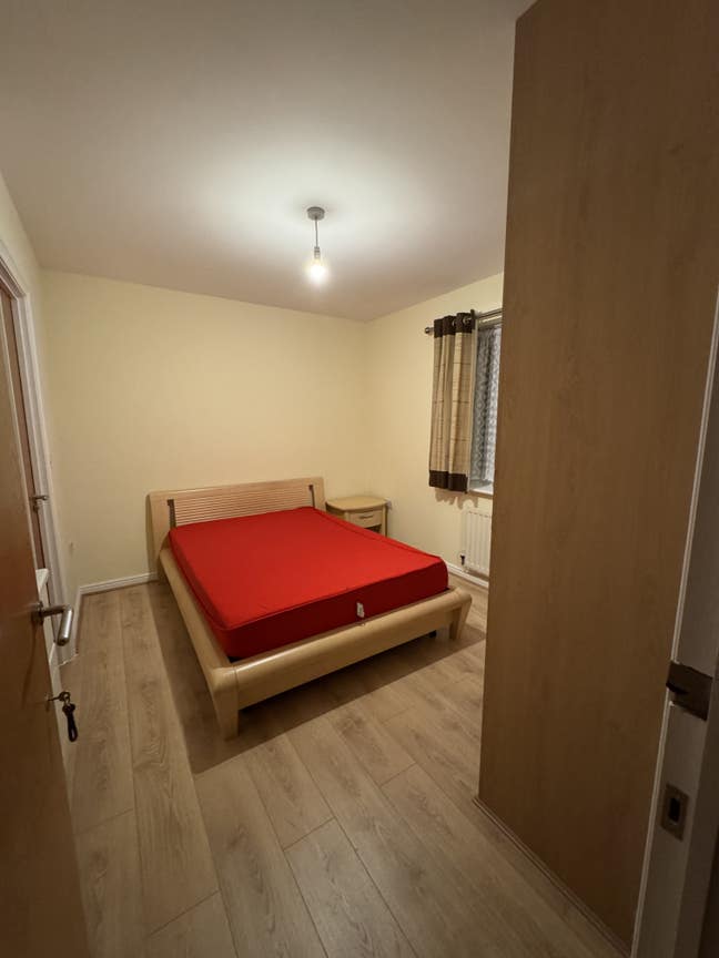  Room in Dagenham  -  *Female  Preferred*  Main Photo
