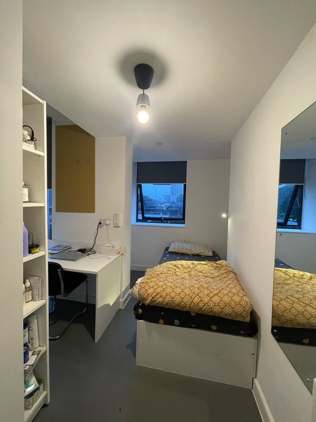 Room available for rent till the end of June 2026 Main Photo