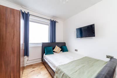 Stylish Room!All Bills Included!  Main Photo