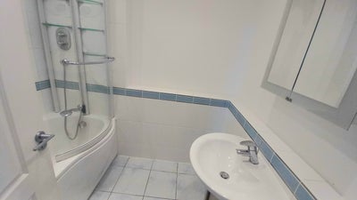 Cliff top apartment room available Main Photo