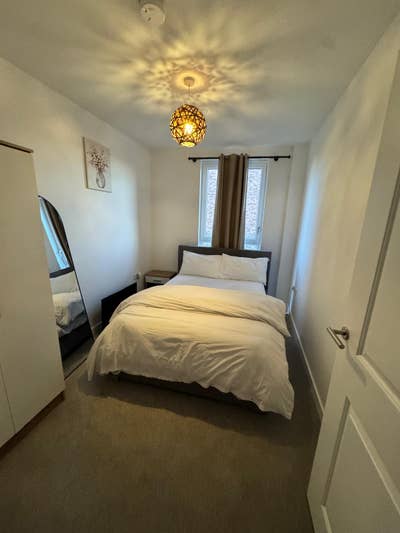 1 bed in a two bed apartment  Main Photo
