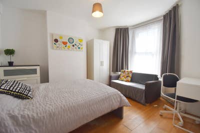 Stunning Large Room Croydon - All Bills inc!  Main Photo