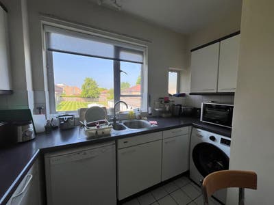 Flat available in heart of Putney Main Photo