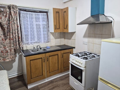 Room To Let   Post code: E7 9AP Forest Gate Main Photo