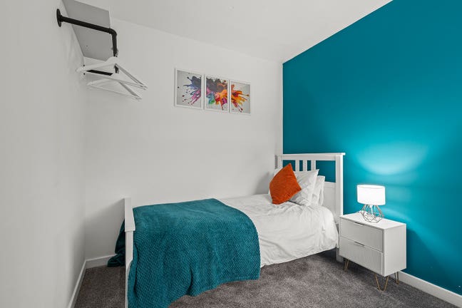 Central Location,Modern Single room,All Bills Inc Main Photo