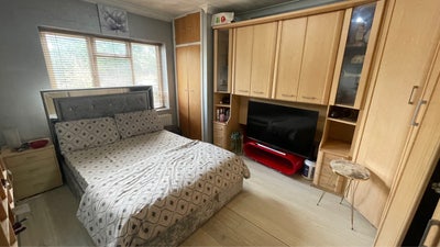 Big Cozy double room - TV, Wardrobe Main Photo