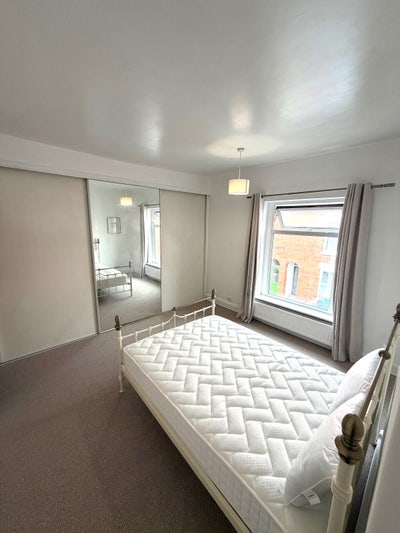 Double Room Available Now In Chester. Main Photo