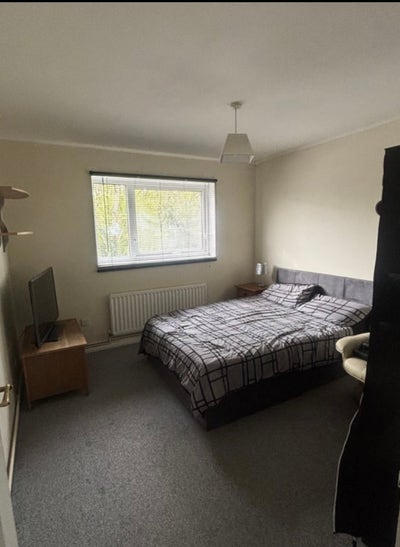 Description This beautiful modern refurbished hous Main Photo