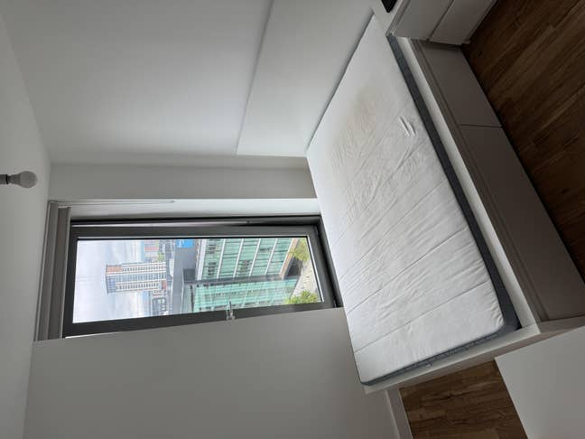 1 Room in 2bed flat Media City  Main Photo