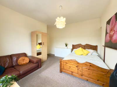 Large double available now at White City Main Photo