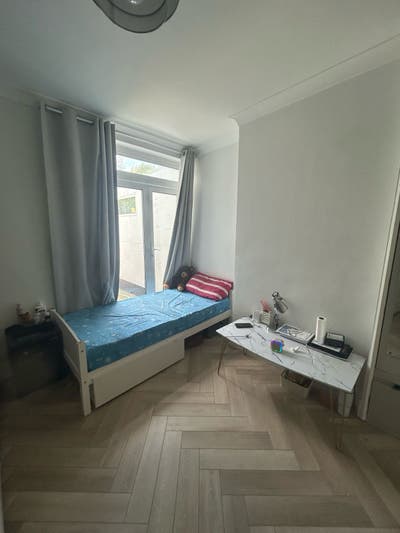  Double room is available for rent in - HA0 1SP Main Photo