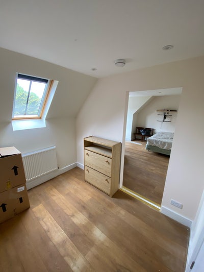 ## En-Suite Double Room + Office Space – Ealing W5 Main Photo